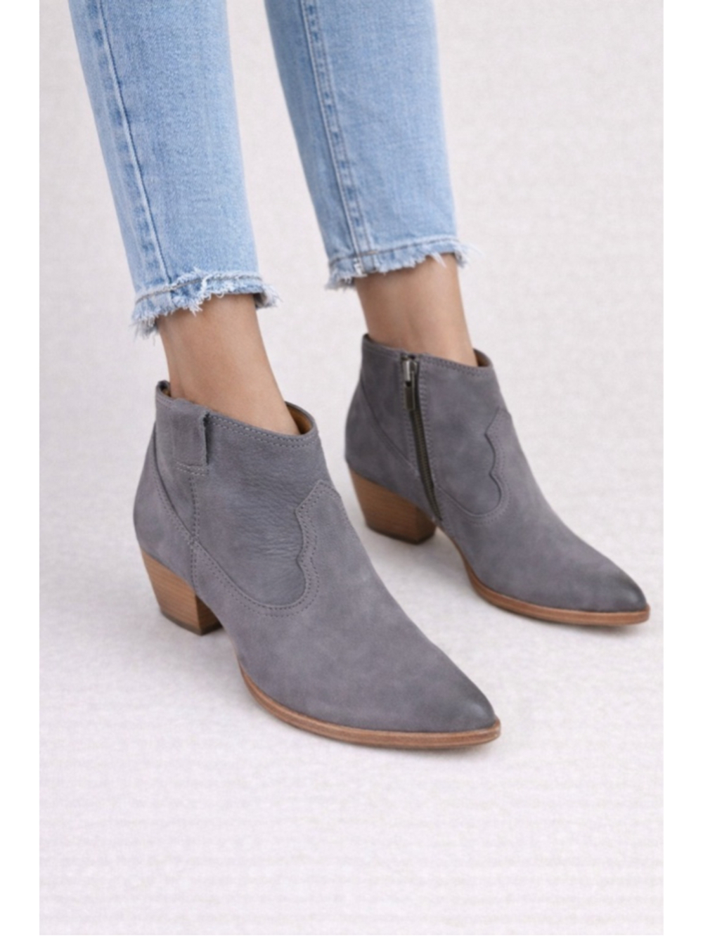 Frye Rory Gray Leather Western Ankle Booties Stacked Heel Womens 7.5